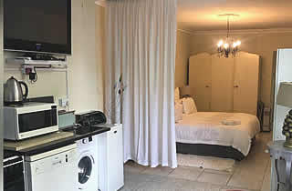 self catering Edenvale, close to O R Tambo Airport